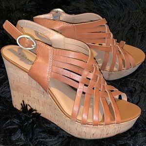 Tan wedges